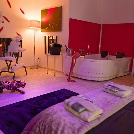 Loveroom Les Folies Douces&spa *